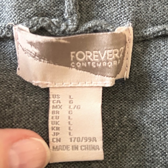 Hooded Sleeveless Tunic Sweater- Forever 21 - Picture 4 of 4